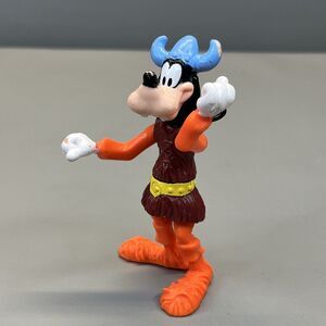 Walt Disney World Epcot Norway Goofy Viking Poseable Figure Vintage 90s Cake Top